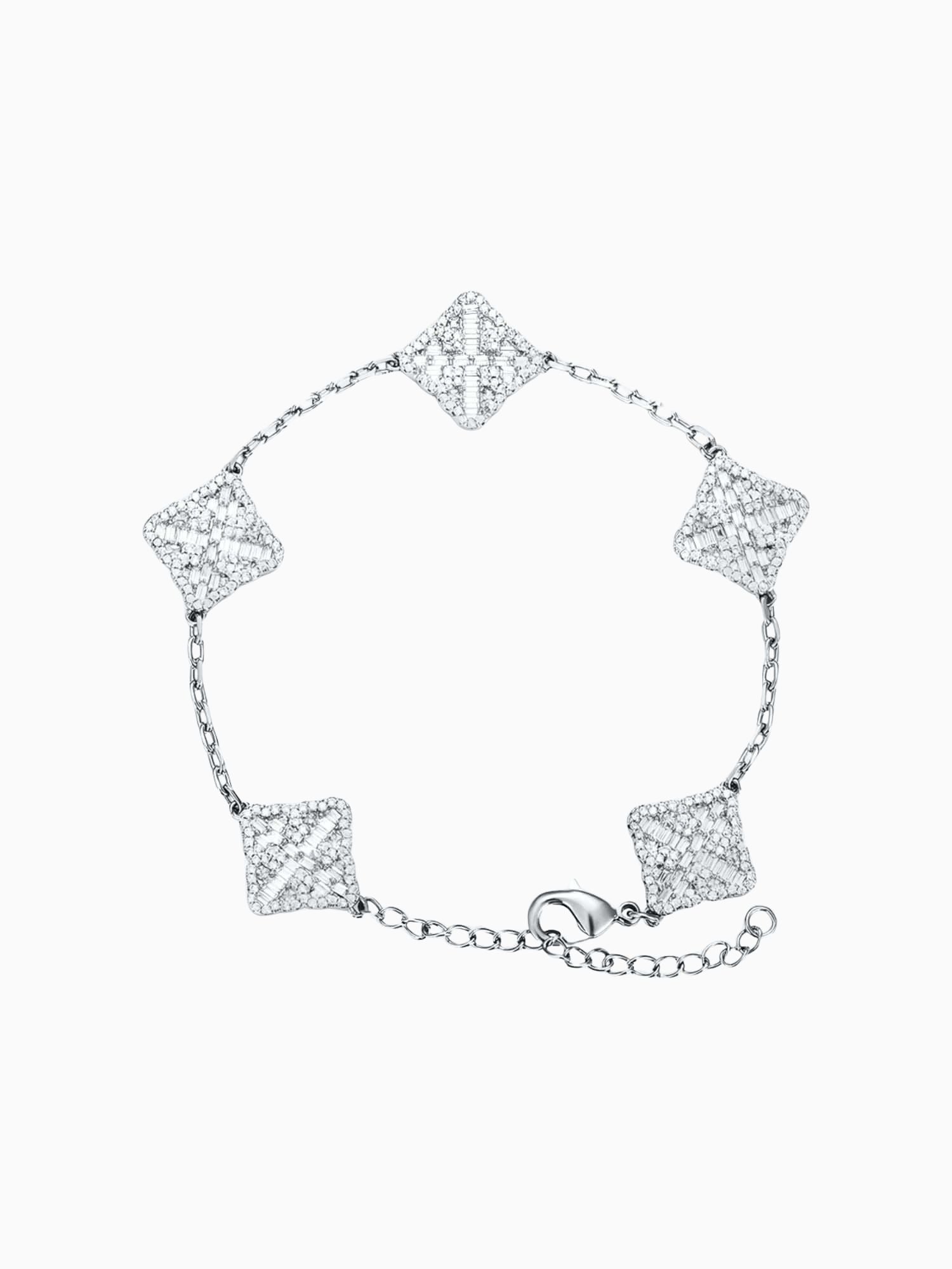 Clover armband zilver ICED OUT met sprankelende afwerking van Carpe Ice.
