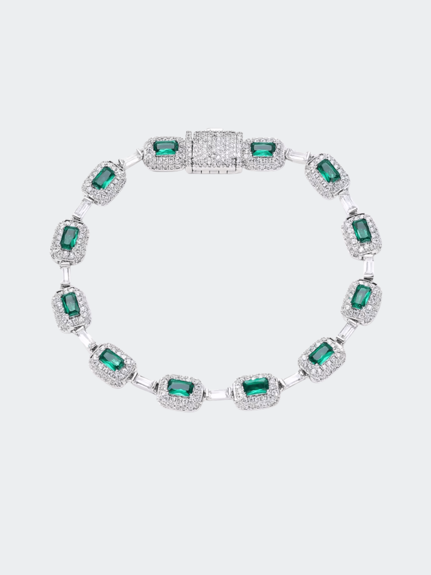 Emerald armband ICED OUT 7MM featuring sparkling VVS CZ simulated stones and a luxurious emerald design.