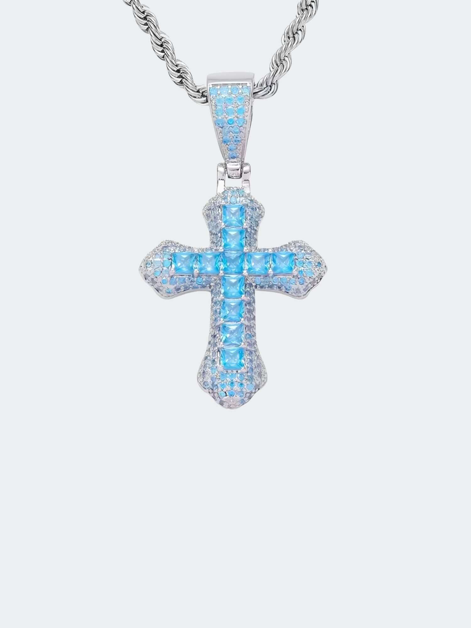 Blauwe kruis hanger zilver met sprankelende afwerking en ketting van Carpe Ice.