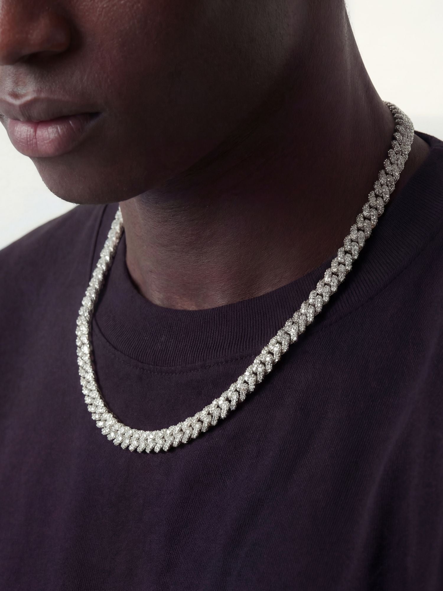 Cuban Ketting Zilver ICED OUT (6mm,8mm & 10mm)hoofd is een beetje omlaag