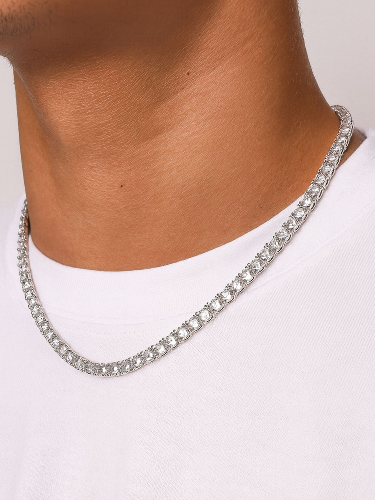 Zilveren tennis ketting van Carpe Ice, 3MM en 5MM, met CZ stenen, luxe uitstraling voor man en vrouw.