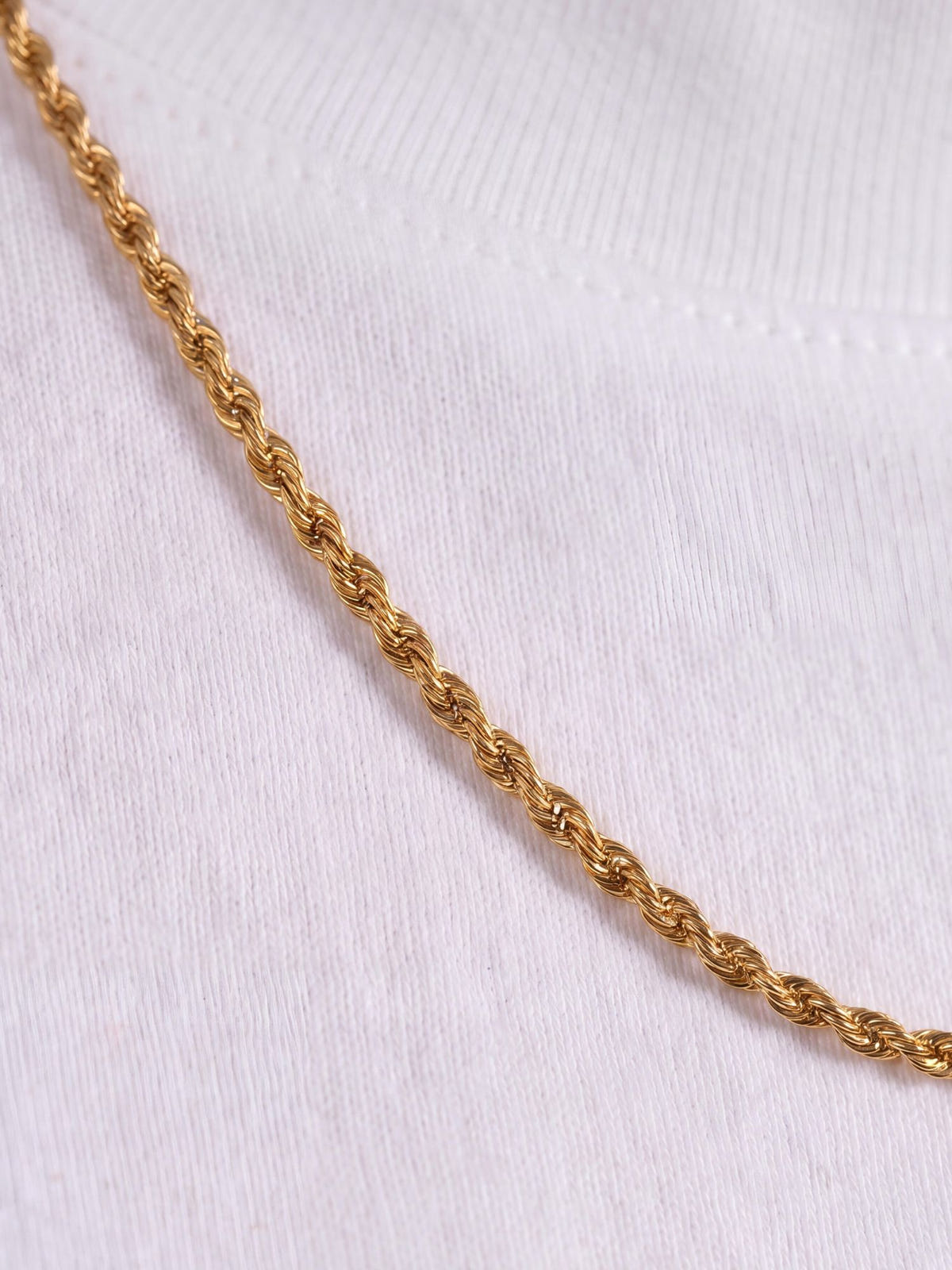 Kordelkette 18K vergoldet auf massivem 925er Silber (2,8 mm), spiralförmig gedrehte Glieder