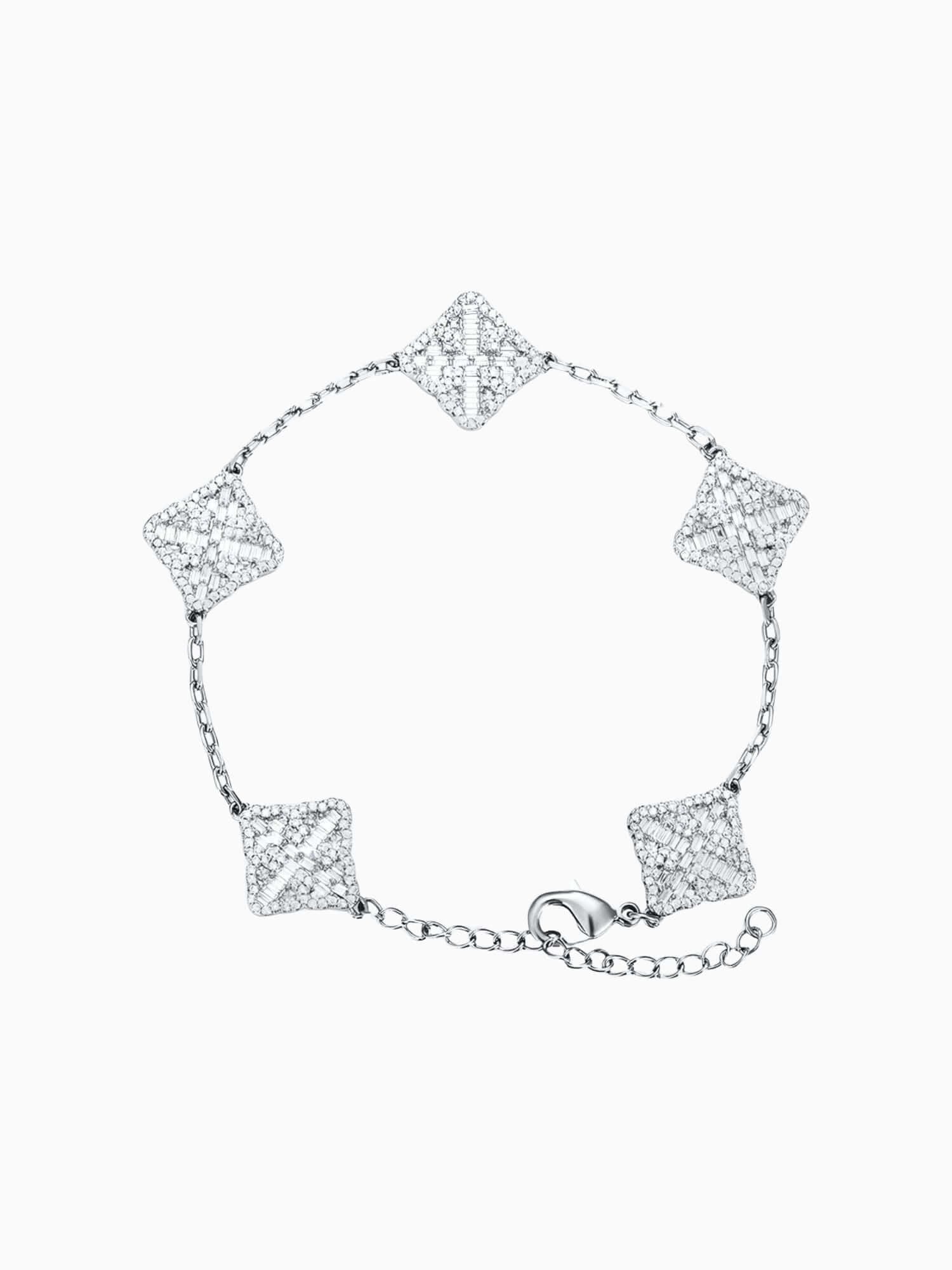 Pulsera Clover de plata ICED OUT con acabado brillante de Carpe Ice.