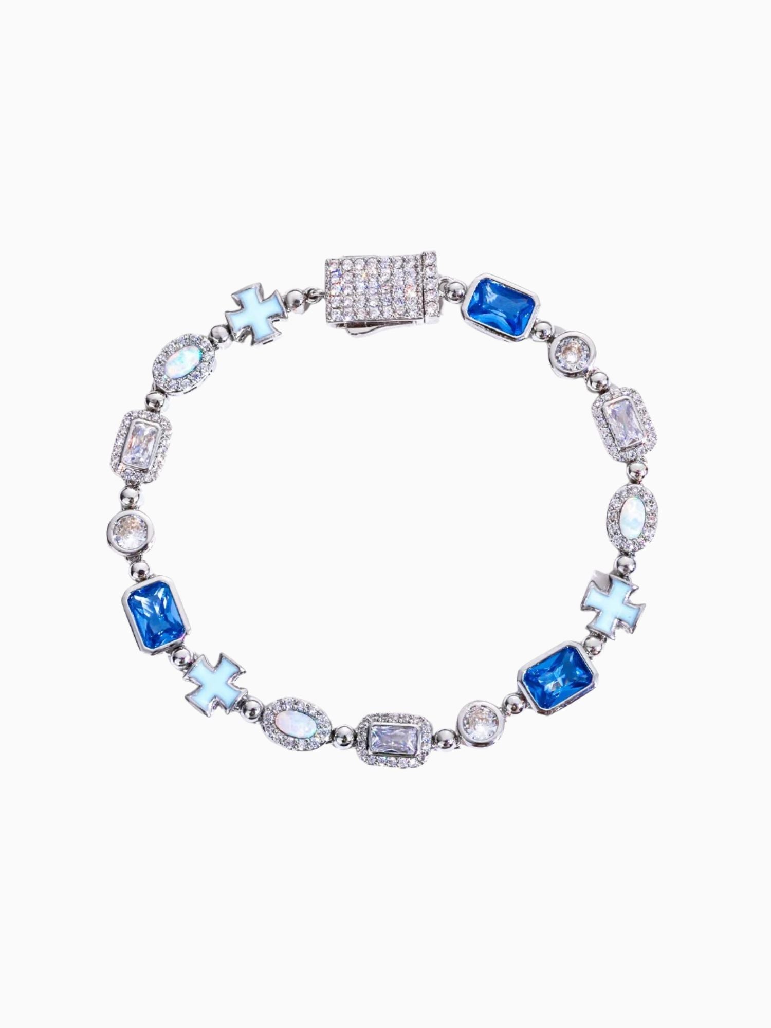 Kruis en Blauwe Edelstenen Armband ICE Witgoud met luxe uitstraling en gesimuleerde edelstenen.