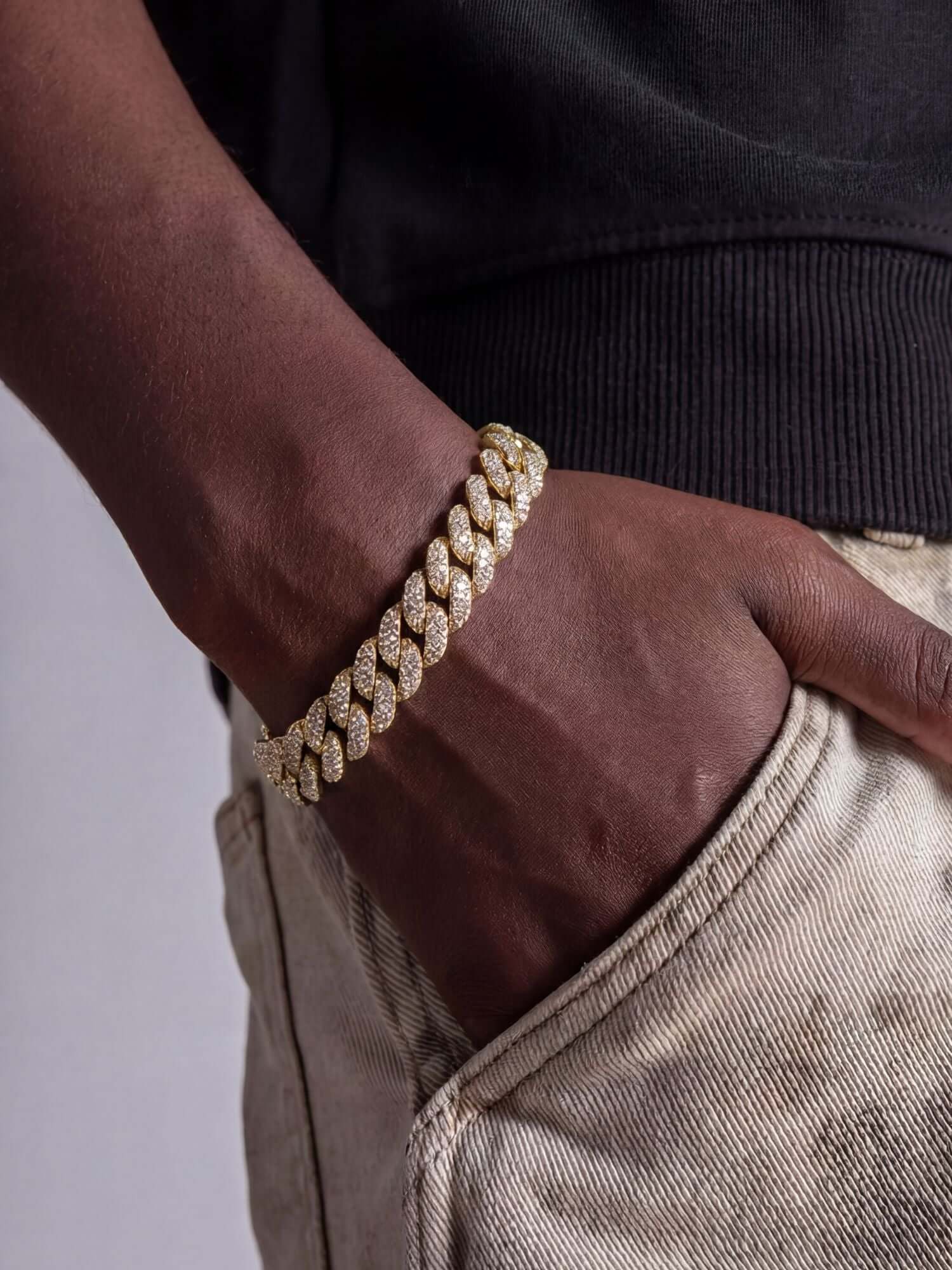 Cuban Bracelet Gold Iced Out (6mm, 8mm & 10mm)