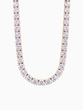 Goudkleurige tennis ketting met een doorlopende rij VVS CZ stenen, in 3 mm en 5 mm.